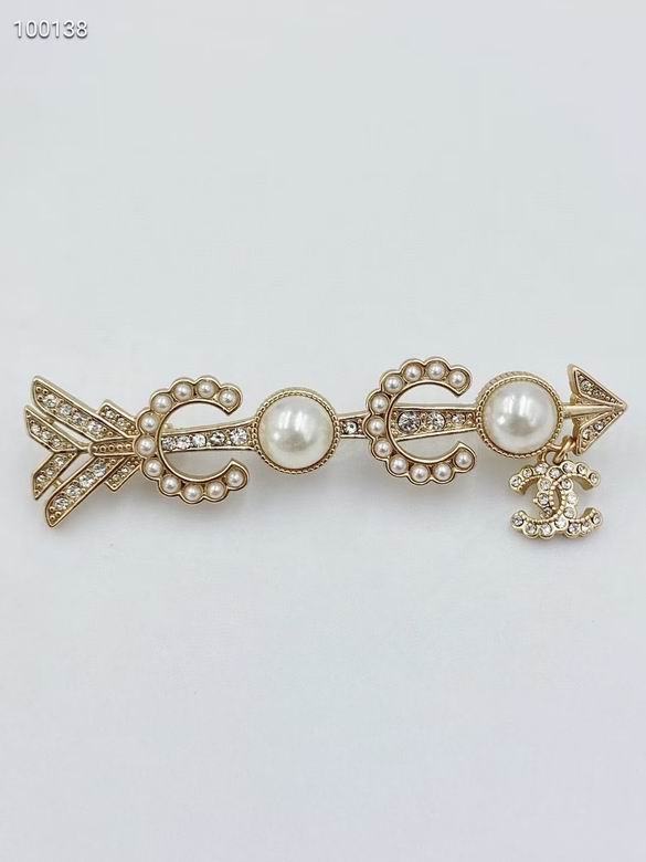 Chanel Brooch 339